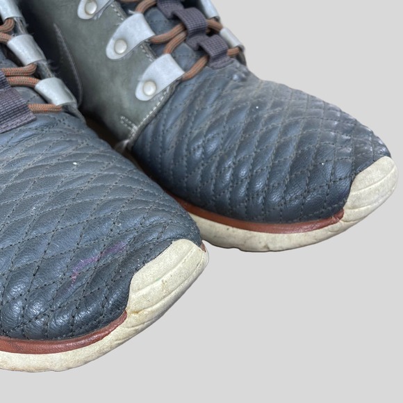Nike Roshe Sneakerboot Quilted 639 165-002 Mercury Gray Leather Mens 8.5 - Picture 6 of 9